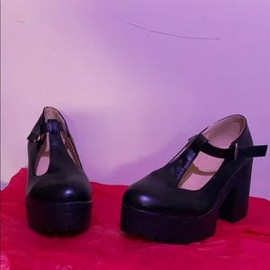 Platform Mary janes’s